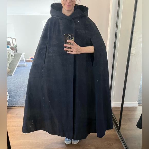 Vintage Long Dark Blue Wool Hooded Cape Cloak - cosplay Victorian or hobbit - Picture 9 of 17